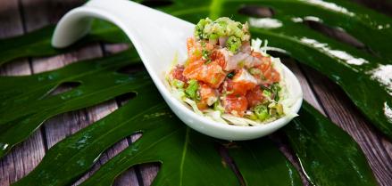 Show Aloha Challenge Salmon Poke